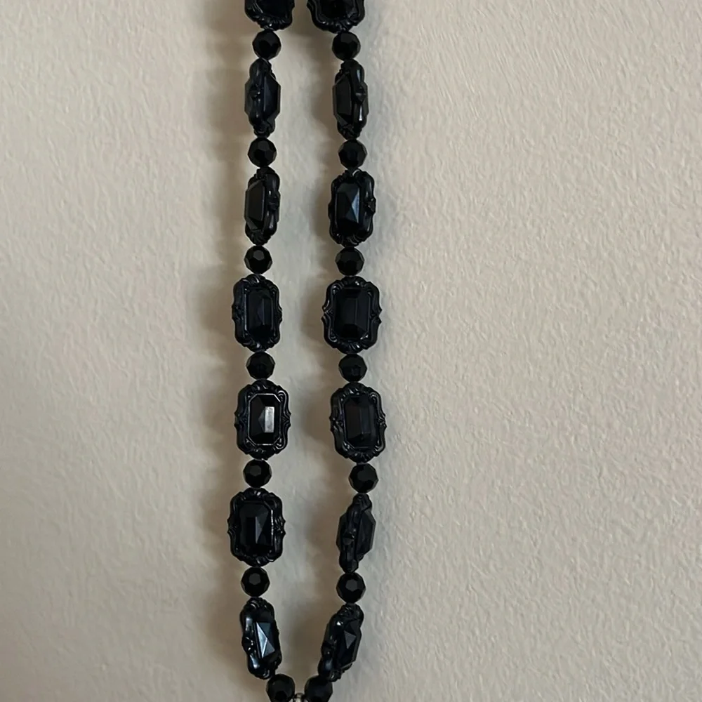 Tarina Tarantino Hello Kitty Pink Head Necklace - Picture 6 of 13